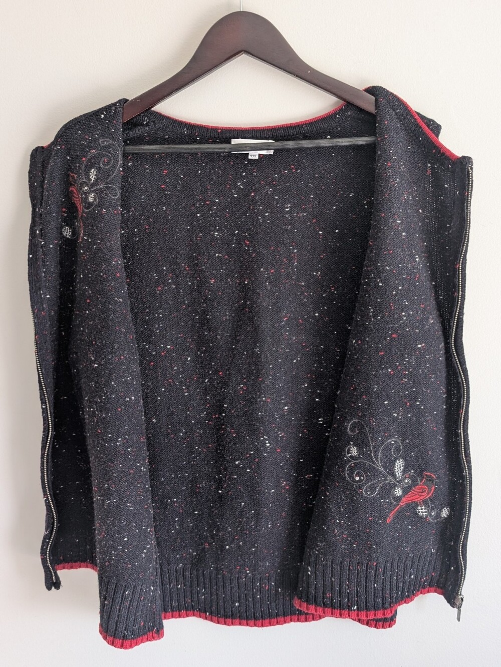 Northern Reflections Black & Red Knit Zip Front Vest w Embroidered Caedinals XXL - Picture 3 of 11